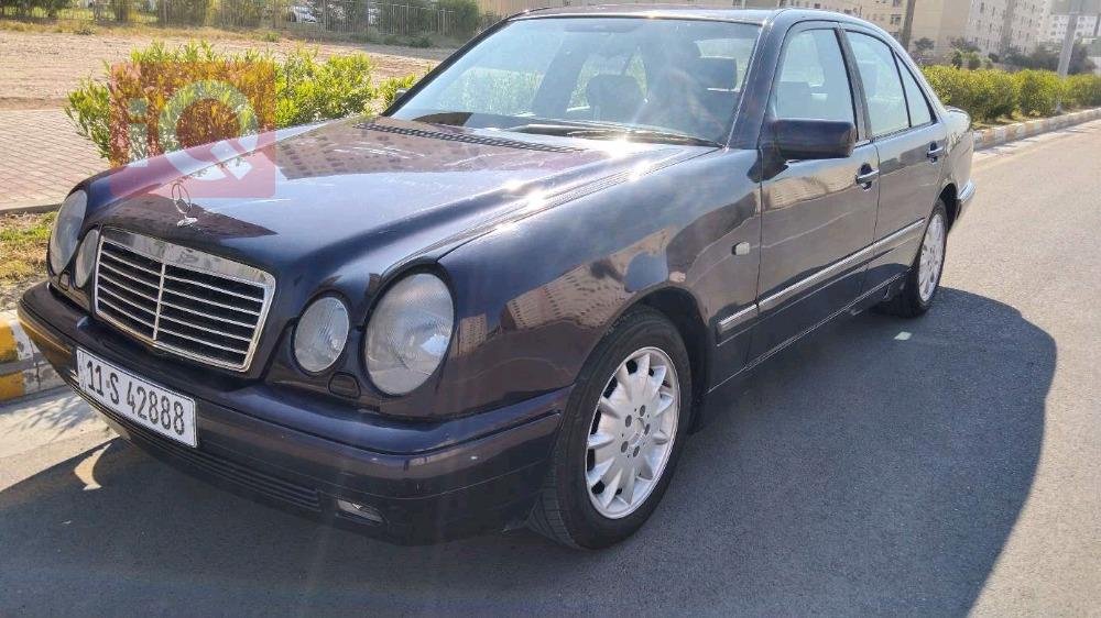 مێرسێدس بێنز E-Class